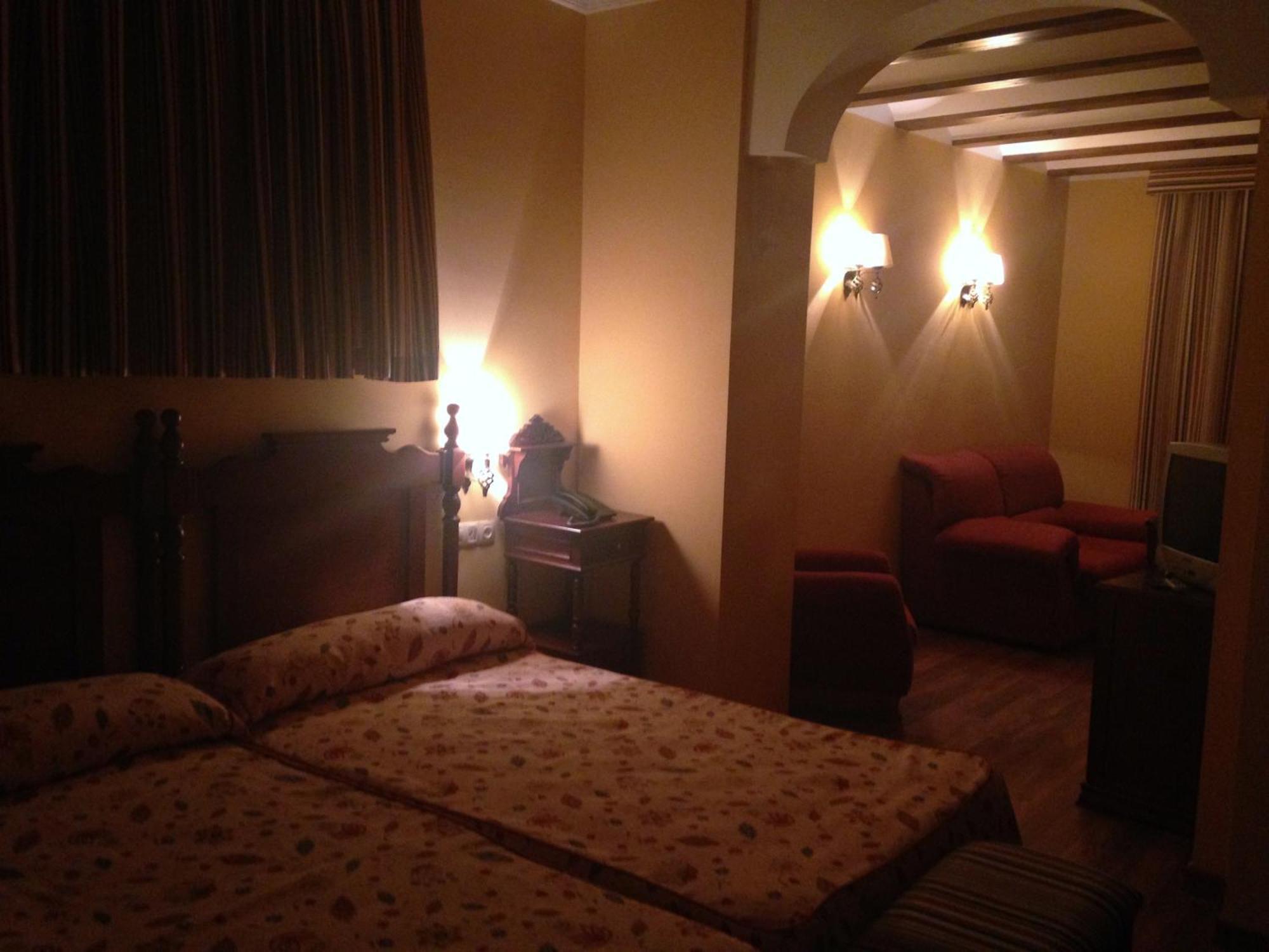 Hotel El Mano Huéscar Szoba fotó